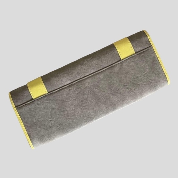 🌺 The Limited Faux Leather Fold-Over Taupe & Yellow Colorblock Clutch NWT - Picture 3 of 9